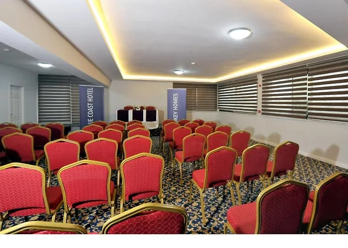 Uk Blue Coast Hotel (Adults Only)