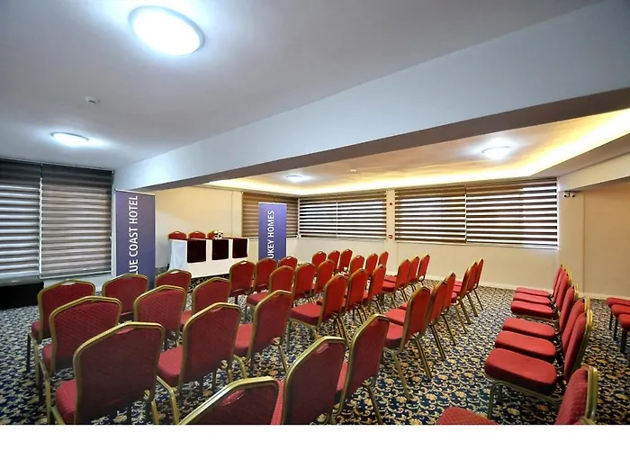 Uk Blue Coast Hotel (Adults Only)