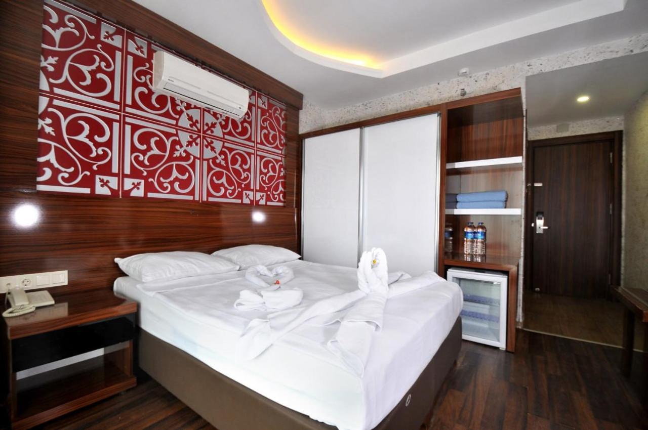 מלון Uk Blue Coast (adults Only) 4*