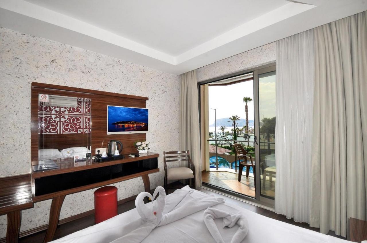 Uk Blue Coast (adults Only) מלון